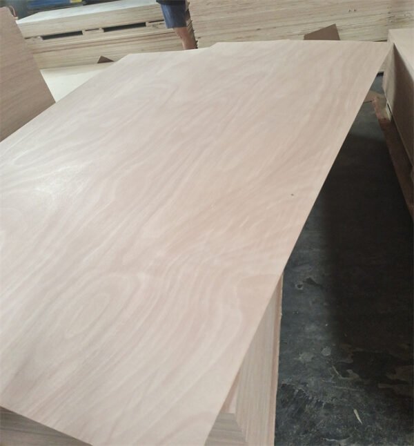 OKOUME PLYWOOD (270) Commercial Plywood